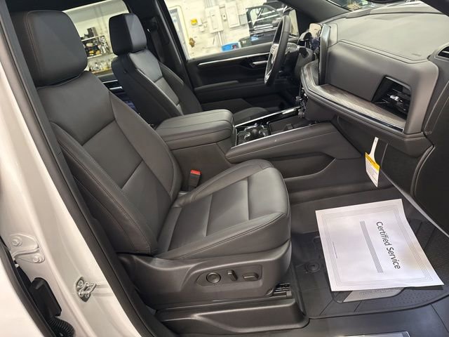 New 2026 Chevrolet Suburban LT w/ Comfort Package AWD/4WD image 28