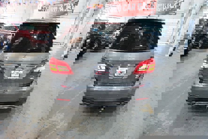 Used 2018 Mercedes-Benz GLS 550 4MATIC image 9