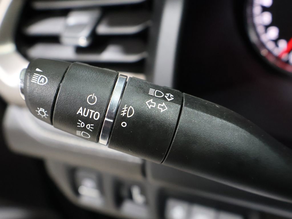 Used 2022 GMC Acadia Denali w/ GMC Pro Grade Package image 43