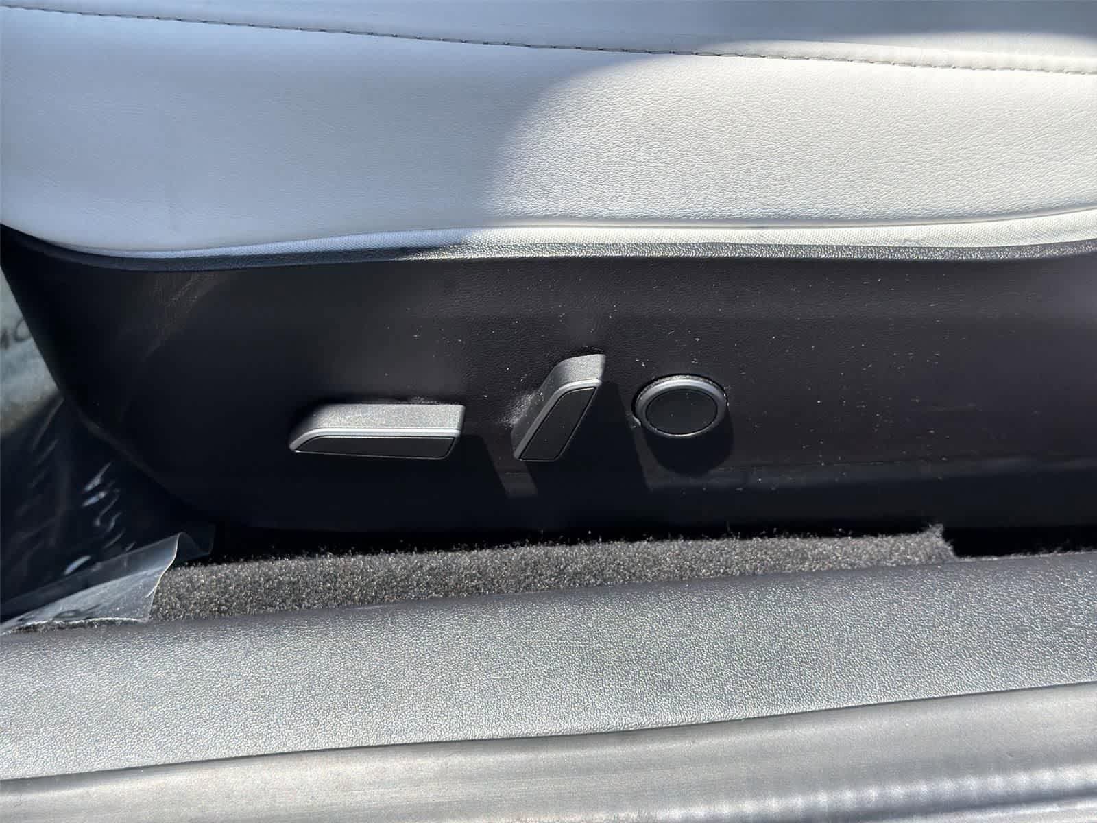 Used 2022 Tesla Model 3 RWD image 25