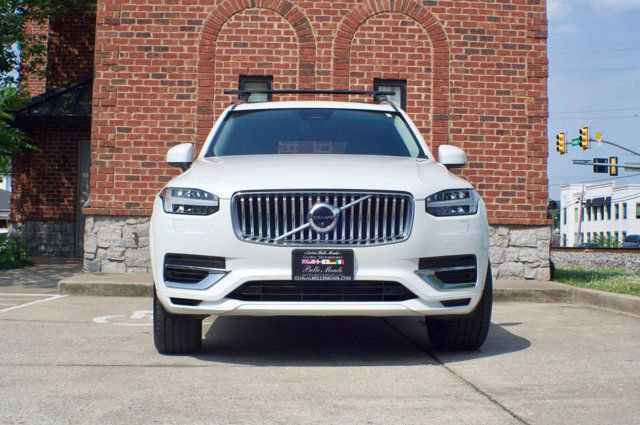 Used 2023 Volvo XC90 T8 Ultimate AWD/4WD image 2