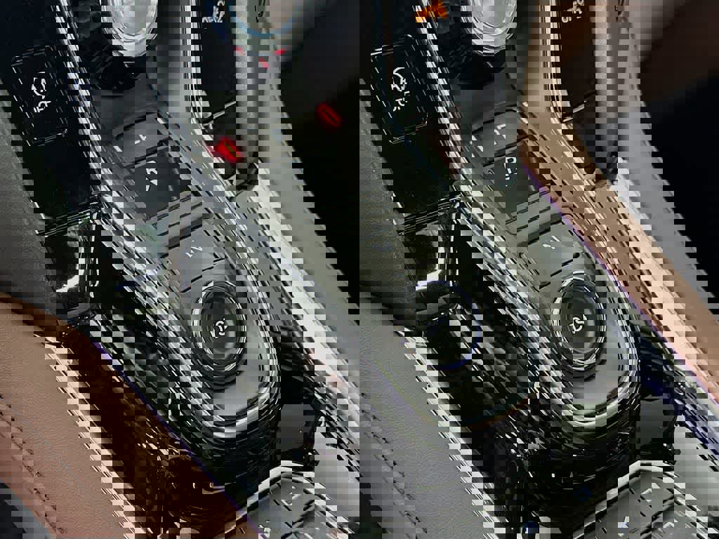 Used 2024 Acura RDX SH-AWD w/ Technology Package image 19