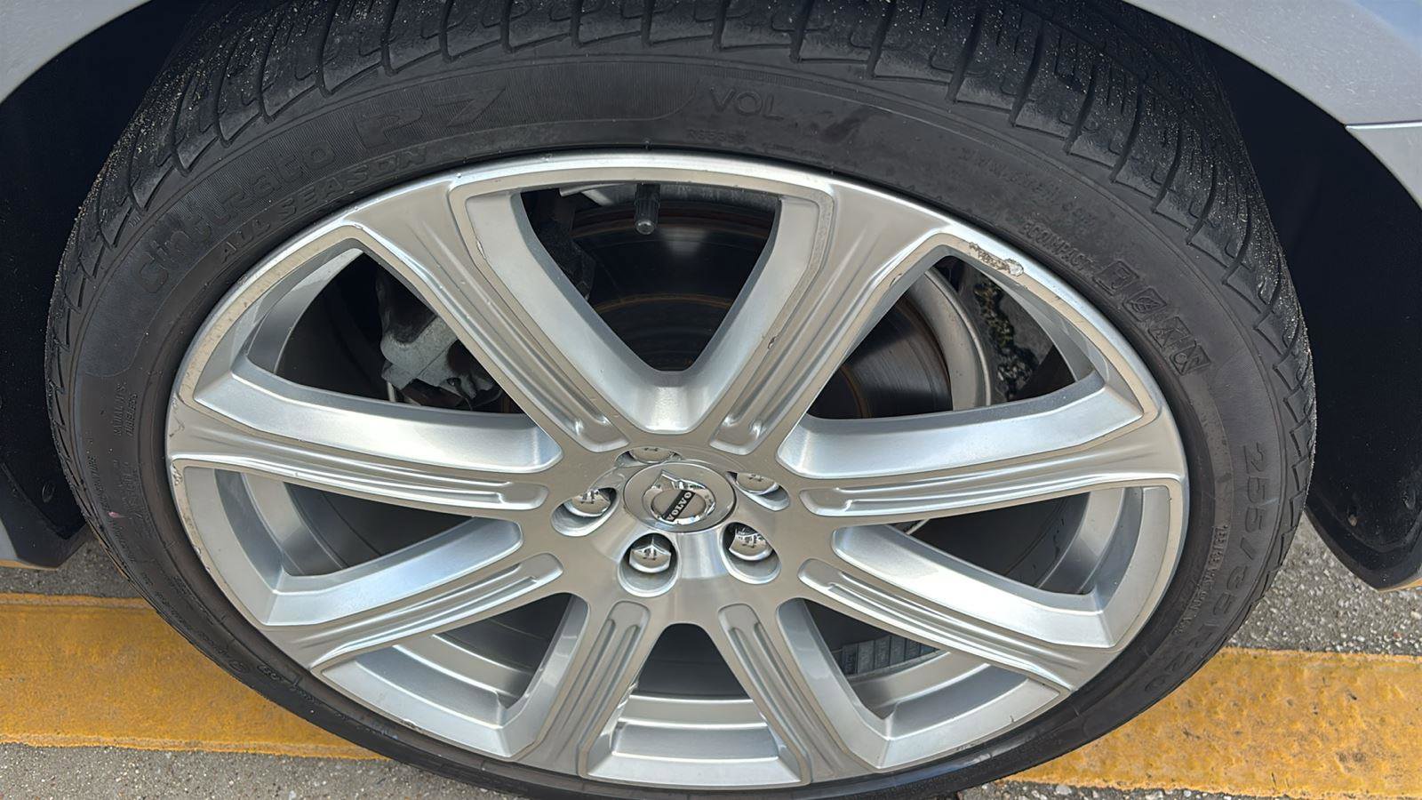 Used 2017 Volvo S90 T6 Inscription w/ Vision Package AWD/4WD image 11