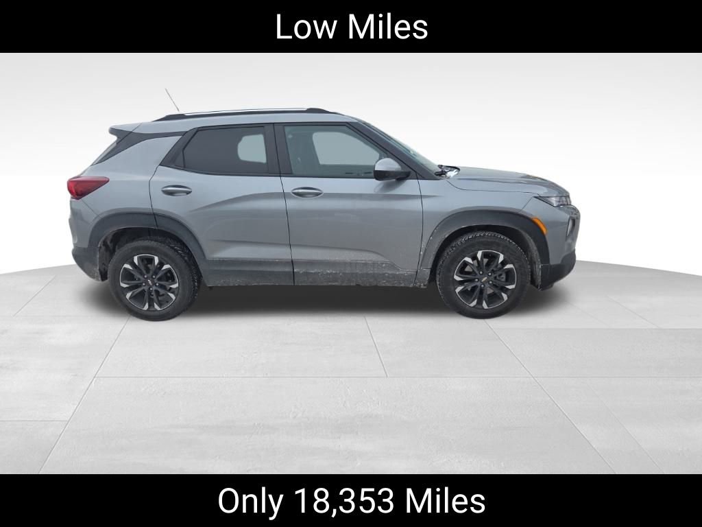 Certified 2023 Chevrolet TrailBlazer LT w/ Convenience Package image 2