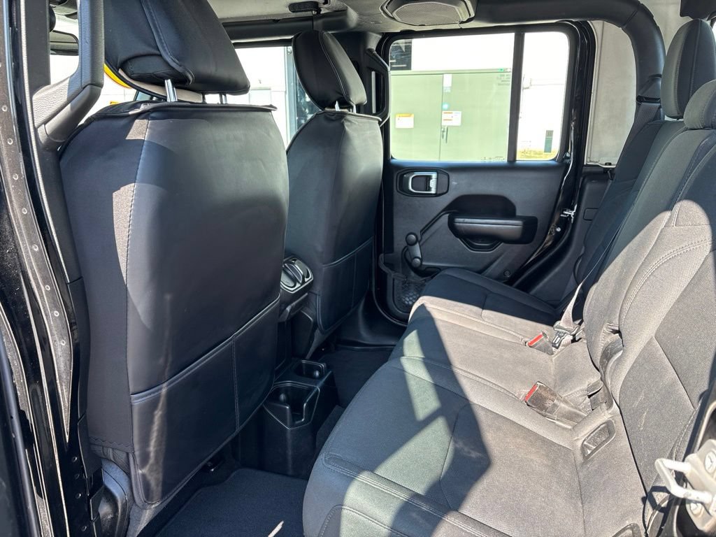 Used 2021 Jeep Gladiator Sport AWD/4WD image 16