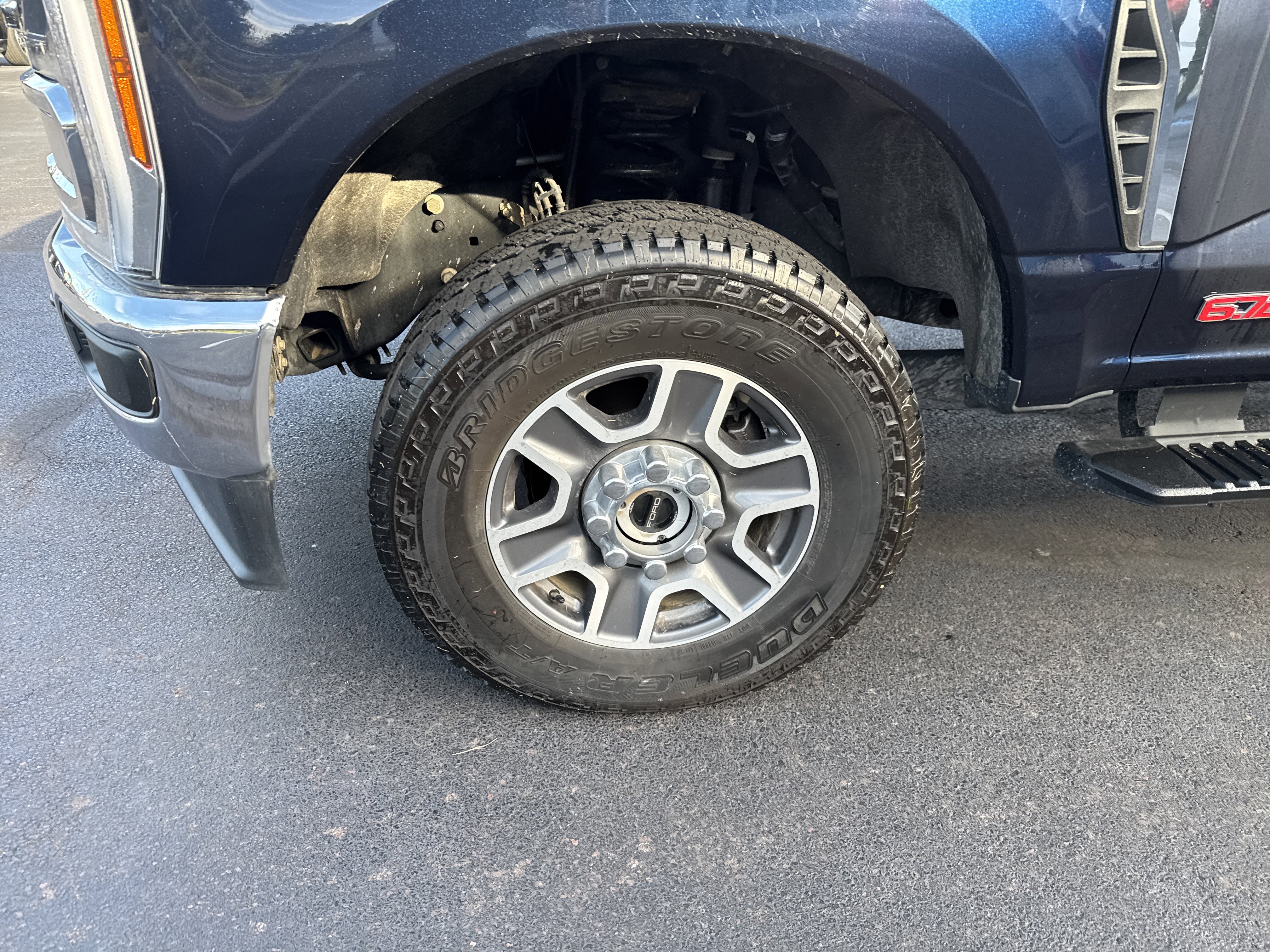 Used 2024 Ford F350 Lariat w/ Camper Package image 11