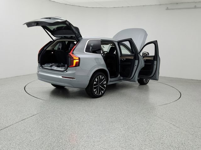New 2026 Volvo XC90 B6 Plus w/ Protection Package Premier image 11
