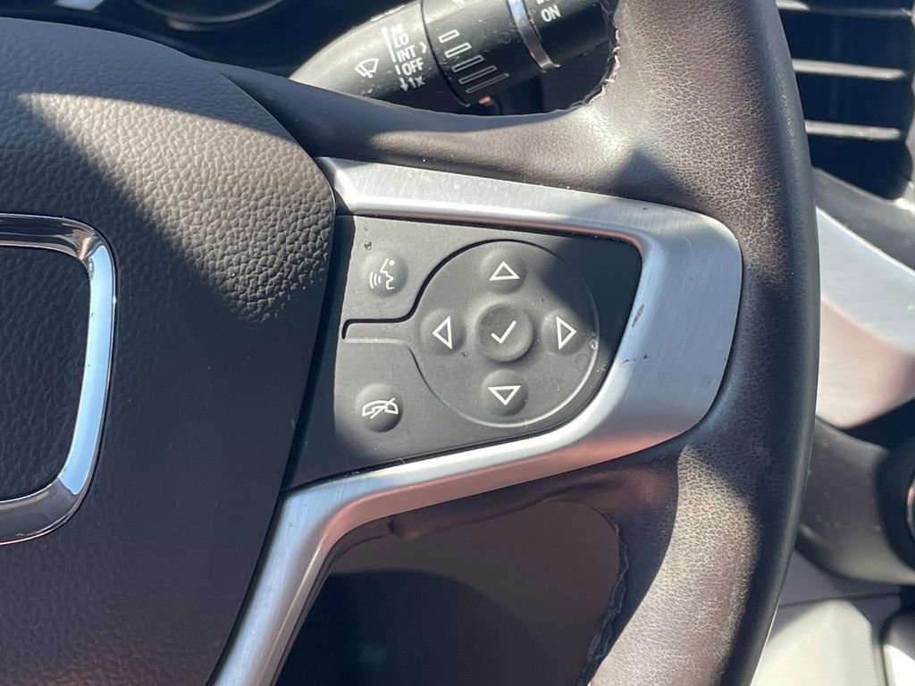 Used 2023 GMC Acadia SLT w/ Preferred Package image 34