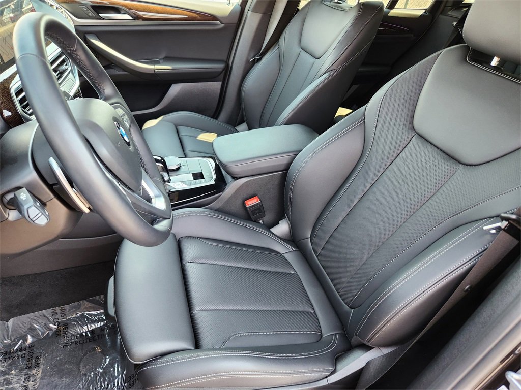 Certified 2024 BMW X3 xDrive30i w/ Convenience Package image 16