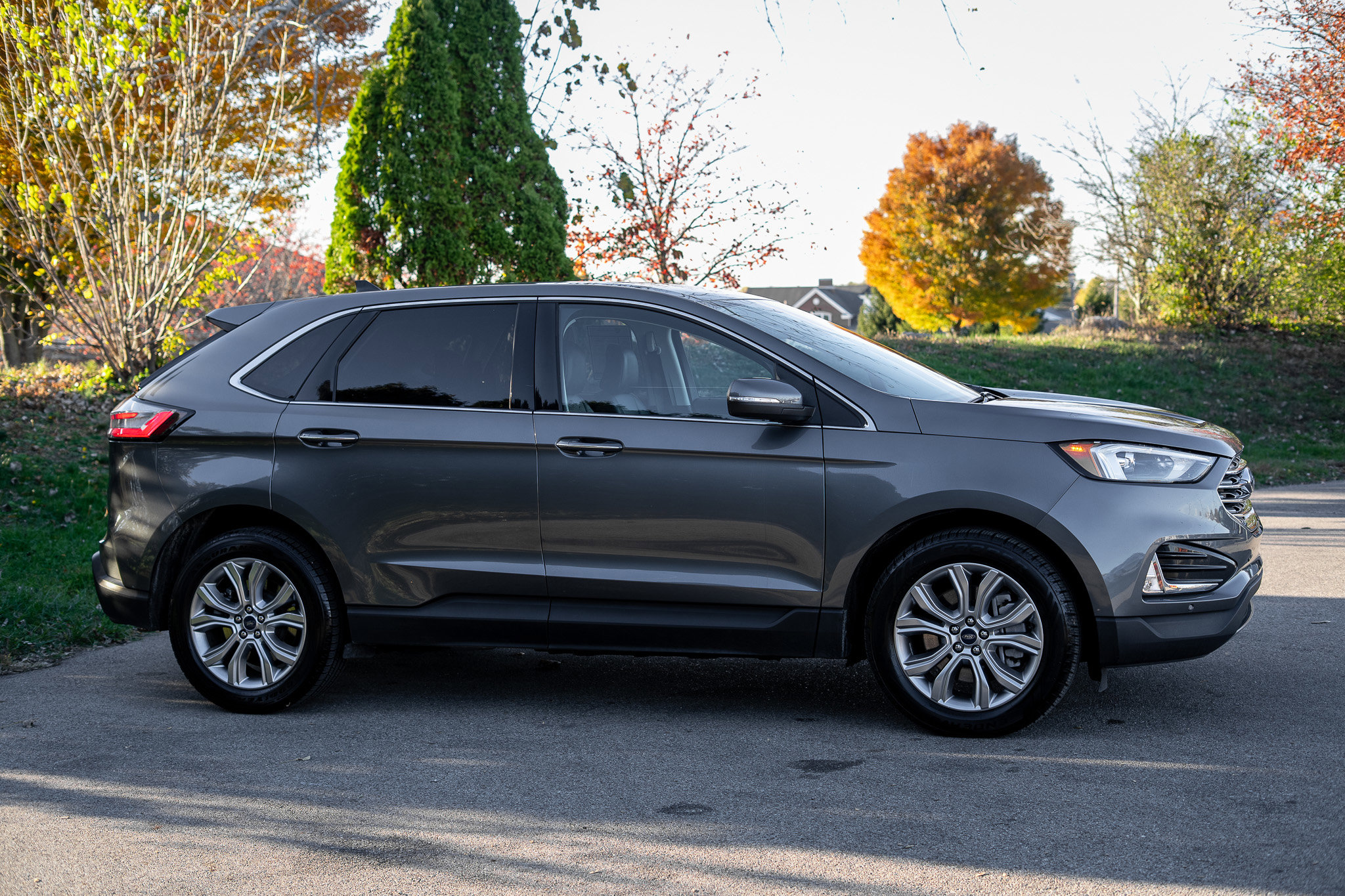 Certified 2022 Ford Edge Titanium image 4