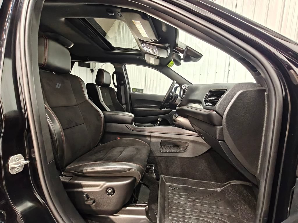 Used 2024 Dodge Durango R/T w/ Tow 'N Go Package AWD/4WD image 28