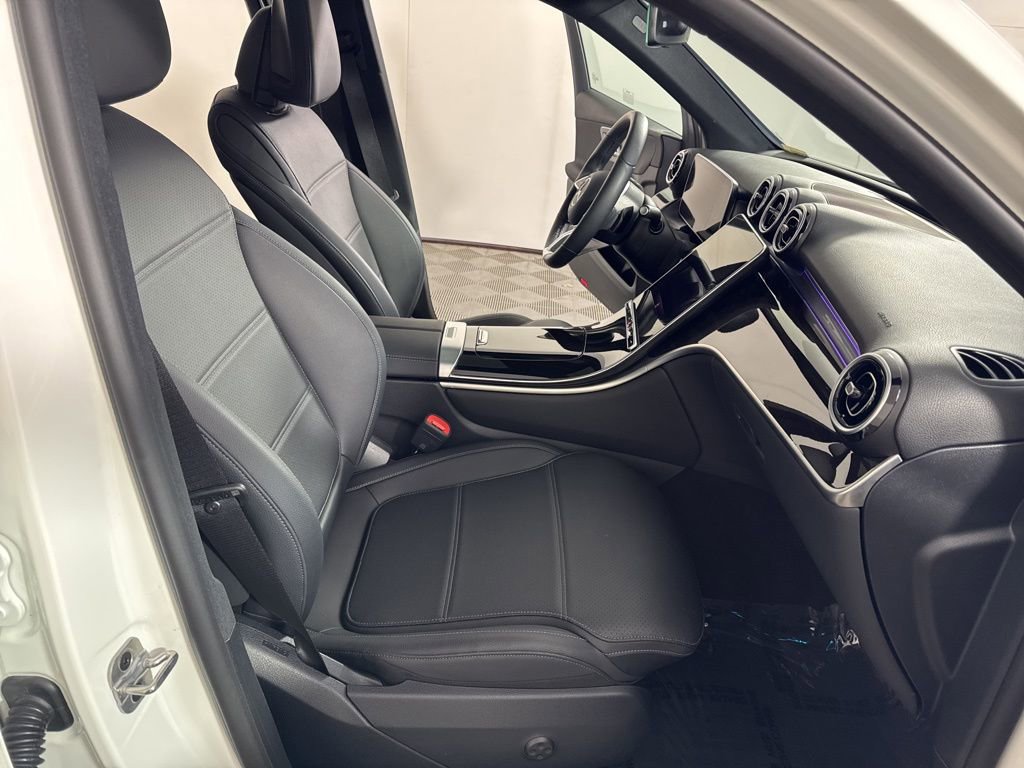 Certified 2025 Mercedes-Benz GLC 300 4MATIC image 20
