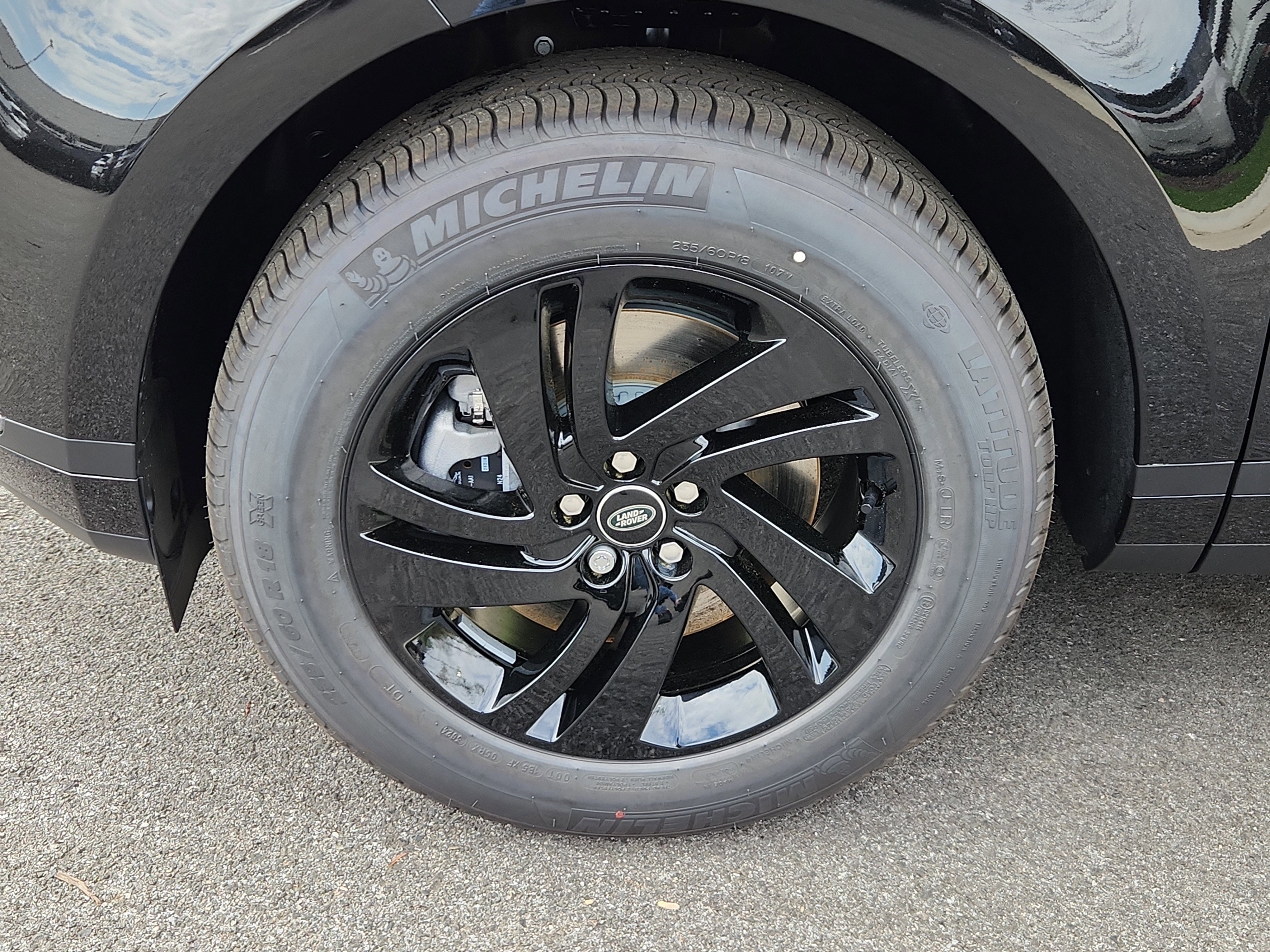 New 2026 Land Rover Range Rover Evoque S image 9