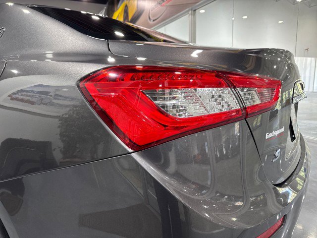 Used 2017 Maserati Ghibli S image 32