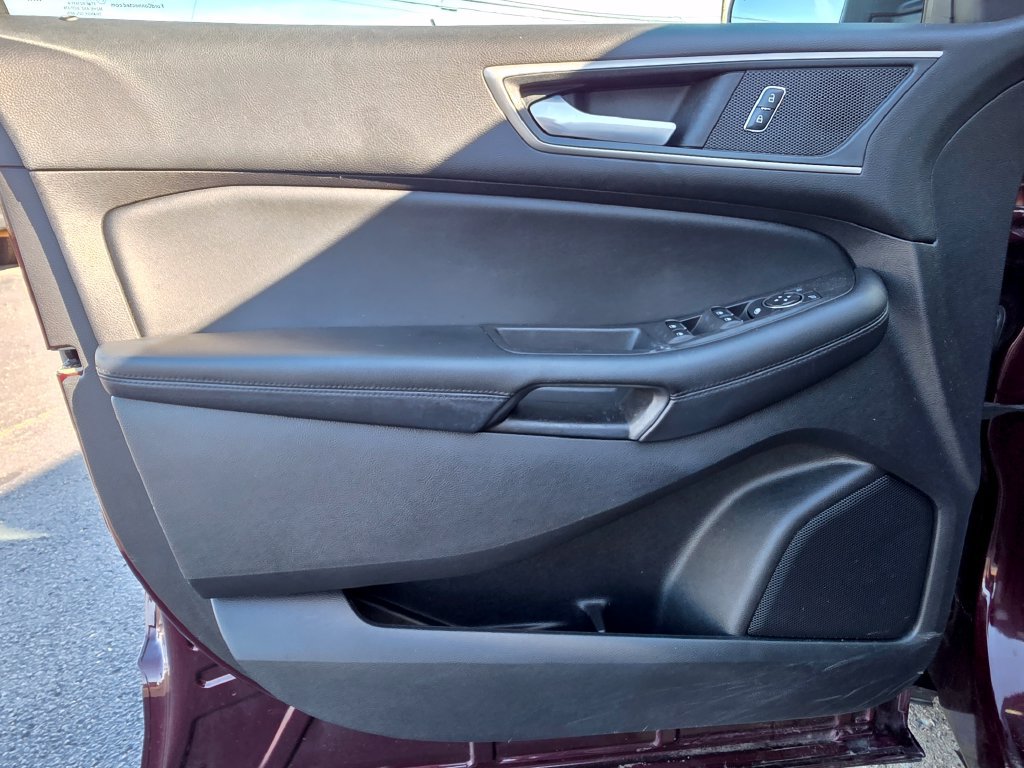 Used 2021 Ford Edge SEL FWD image 12