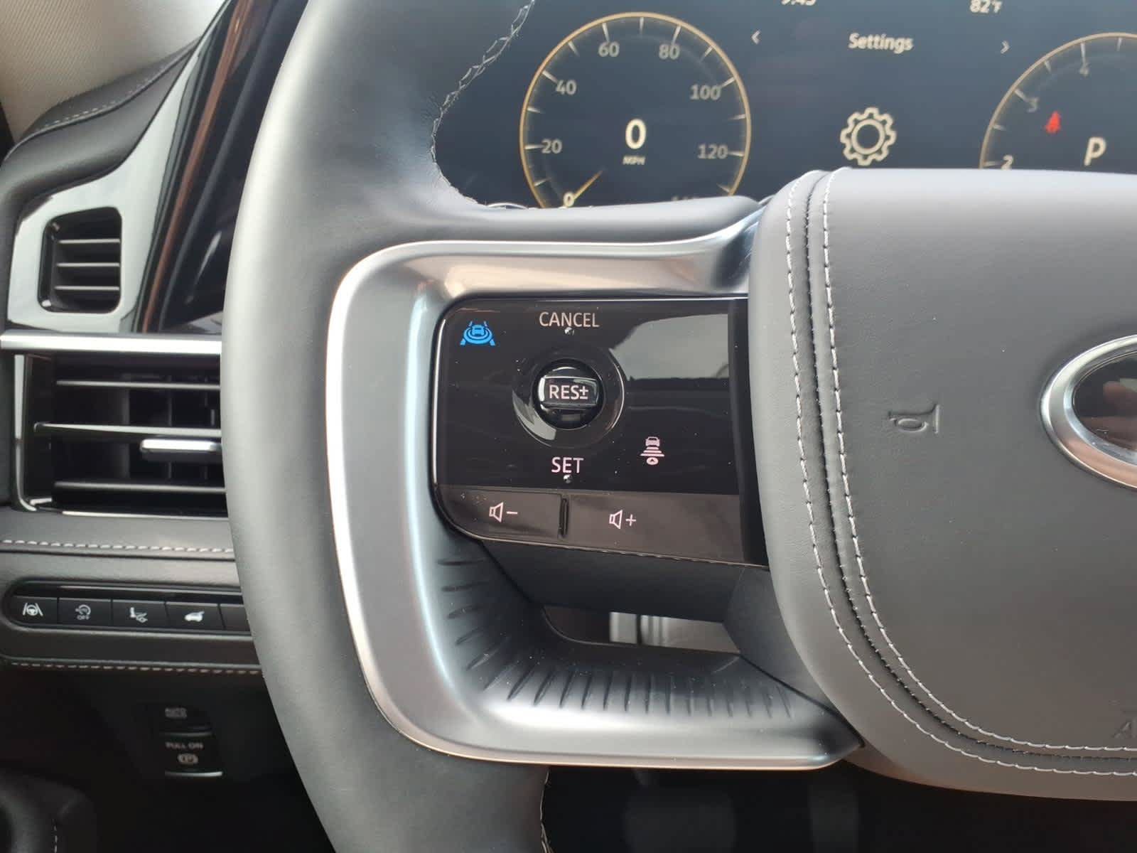 Certified 2025 INFINITI QX80 Sensory AWD/4WD image 25