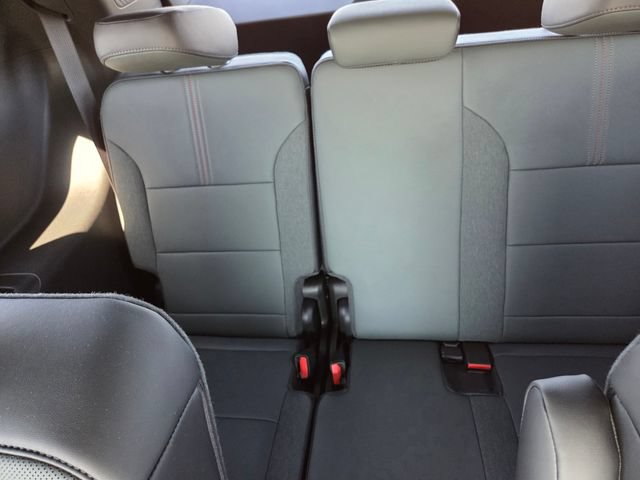 Used 2026 GMC Acadia AT4 w/ Super Cruise Package AWD/4WD image 60