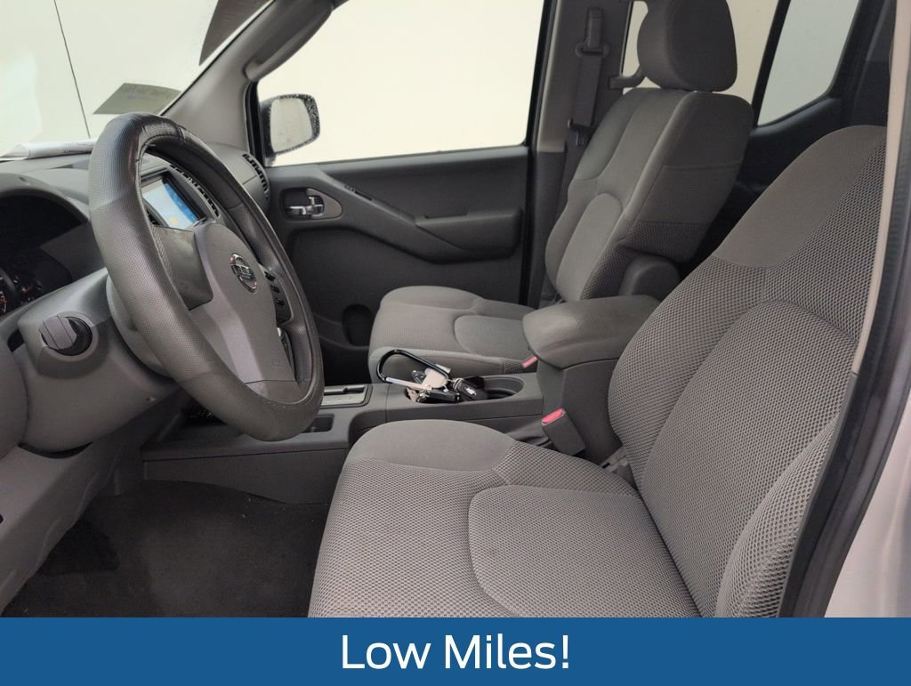 Used 2008 Nissan Frontier SE w/ SE Value Truck Pkg image 4