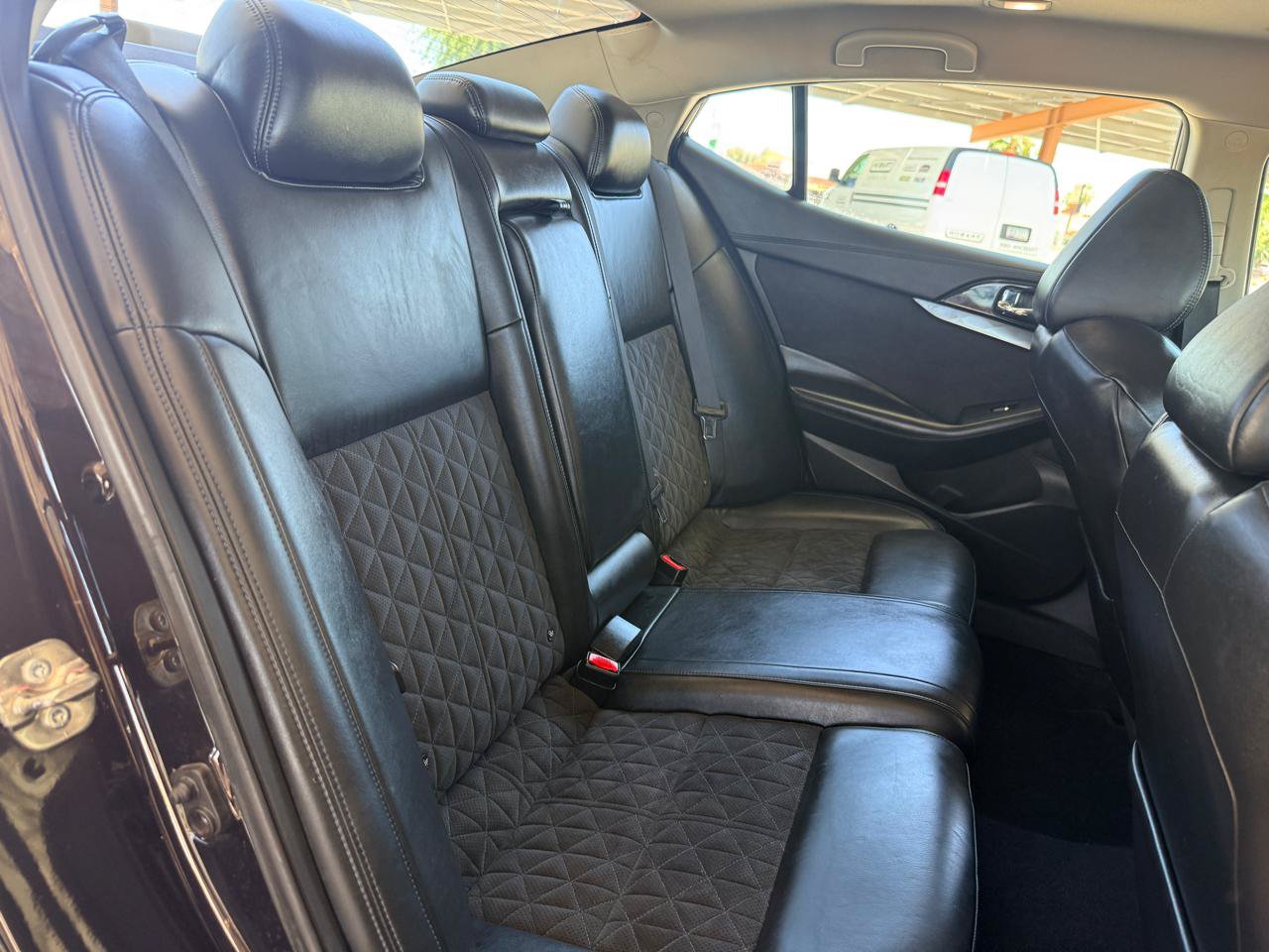 Used 2016 Nissan Maxima SR FWD image 13