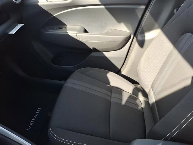 New 2026 Hyundai Venue SEL image 14