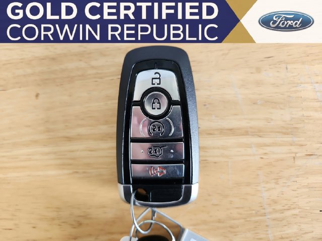 Used 2025 Ford Explorer Active w/ Active Comfort Package AWD/4WD image 10