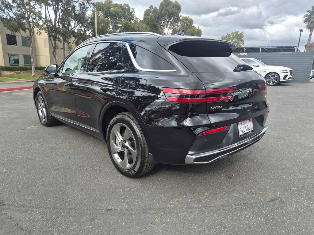 Used 2026 Genesis GV70 2.5T image 5