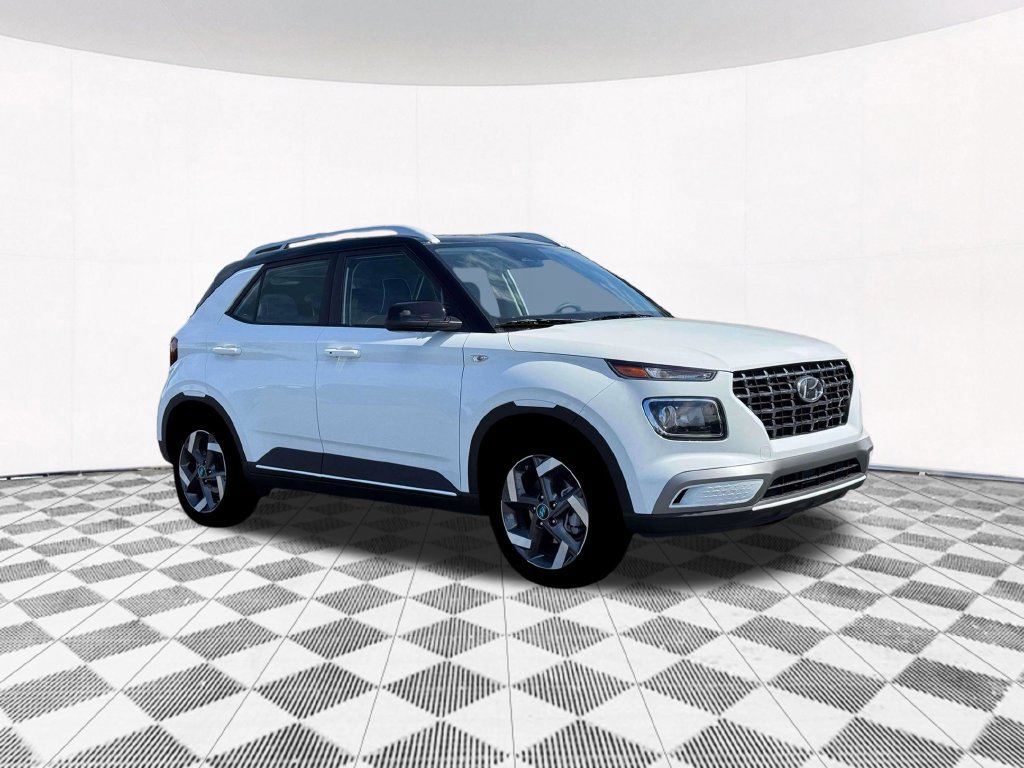 New 2026 Hyundai Venue SEL FWD image 16