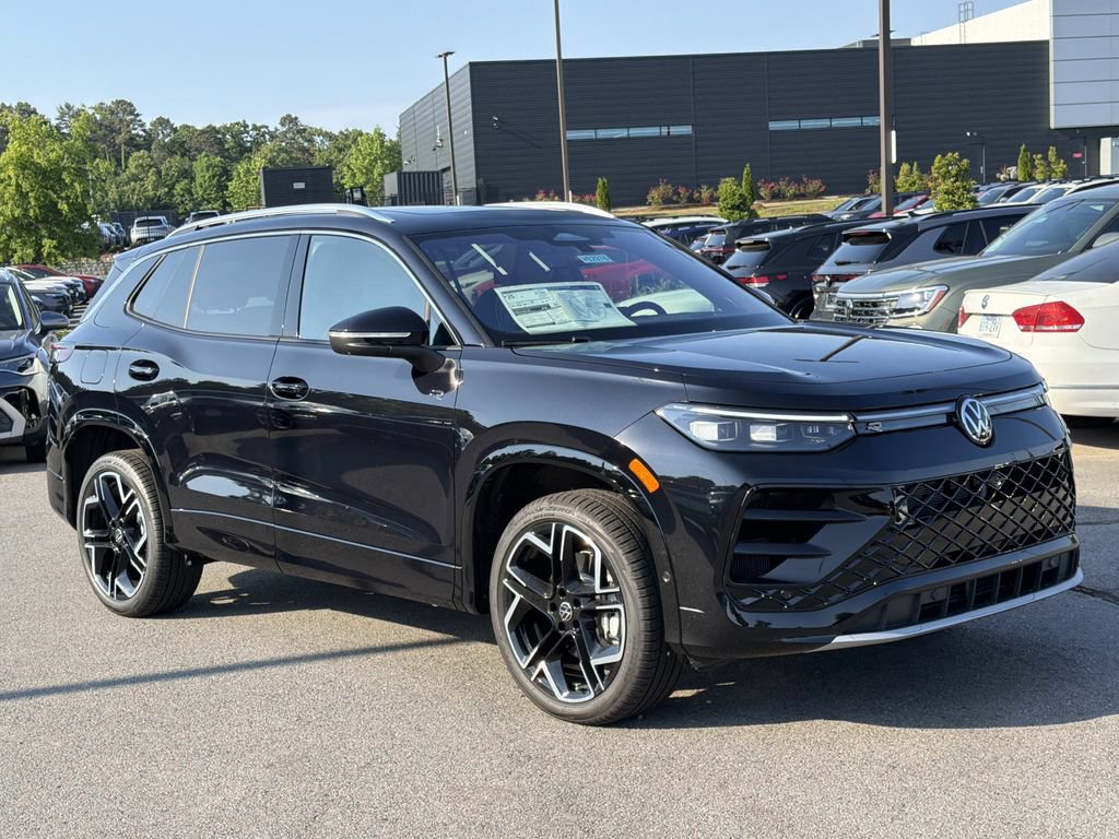 New 2026 Volkswagen Tiguan SEL R-Line AWD/4WD image 7