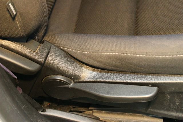 Used 2015 Chevrolet Cruze LT FWD image 12