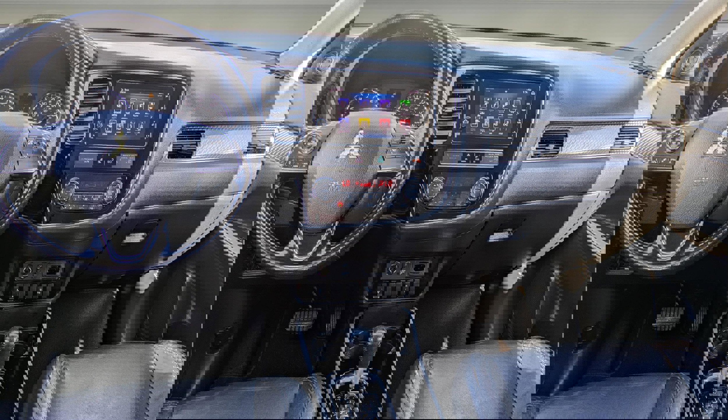 Used 2019 Mitsubishi Outlander SEL image 14