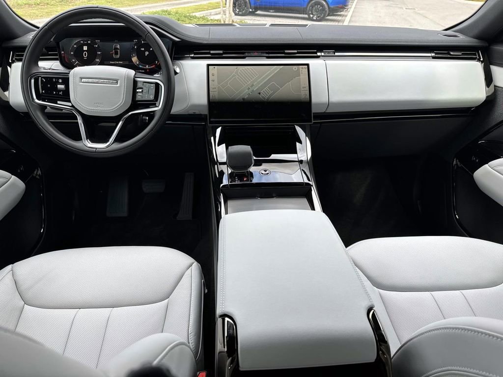 New 2026 Land Rover Range Rover Sport SE image 14