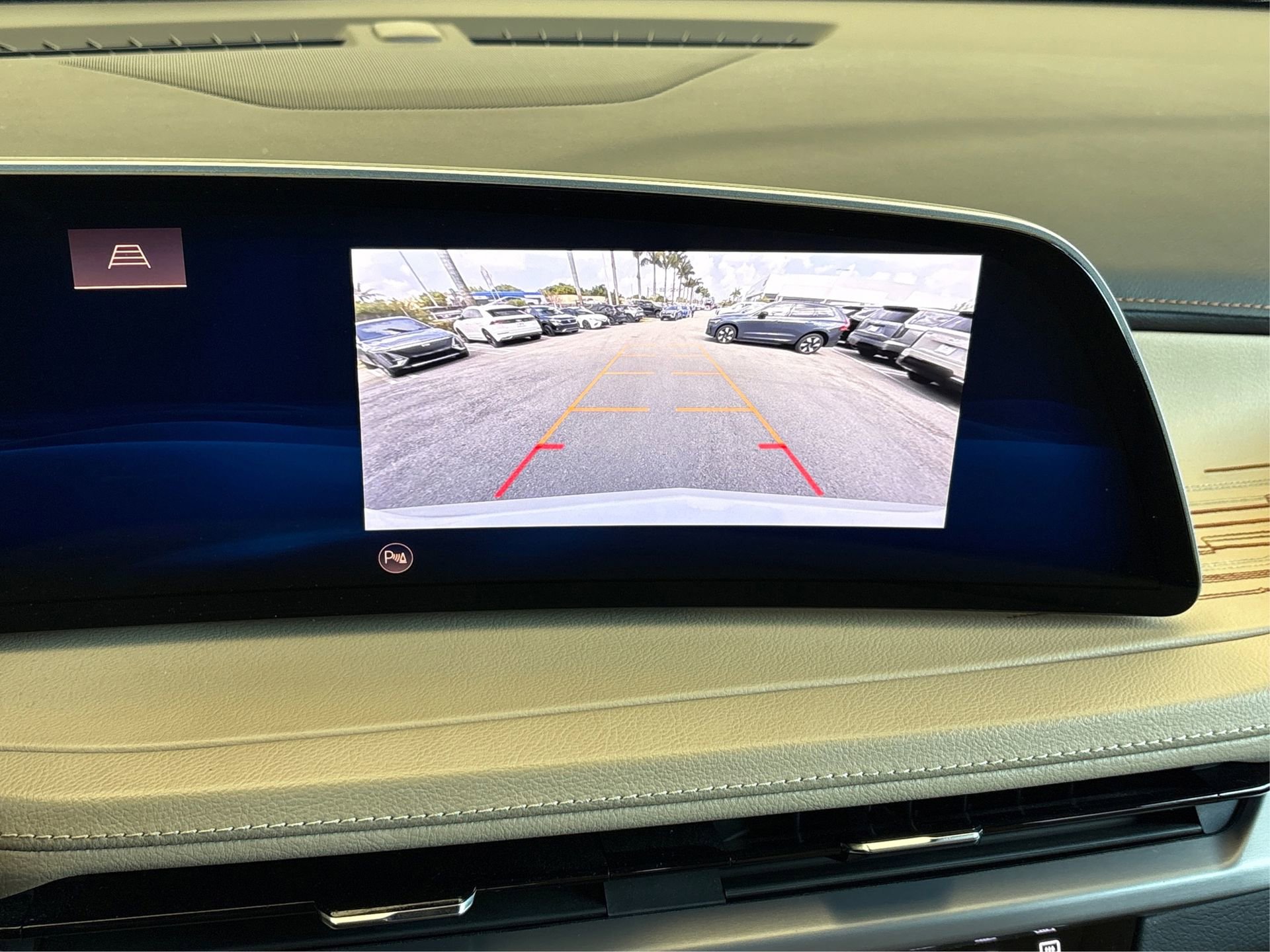 Used 2024 Cadillac XT4 Premium Luxury FWD image 23