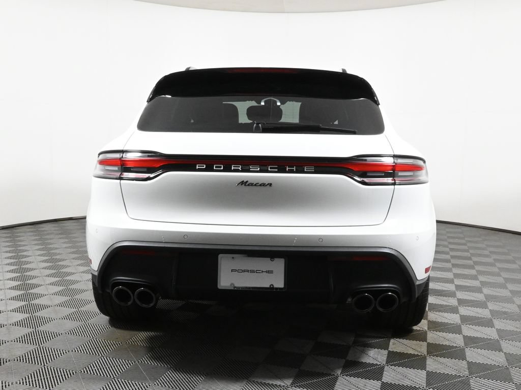 Used 2026 Porsche Macan AWD/4WD image 6