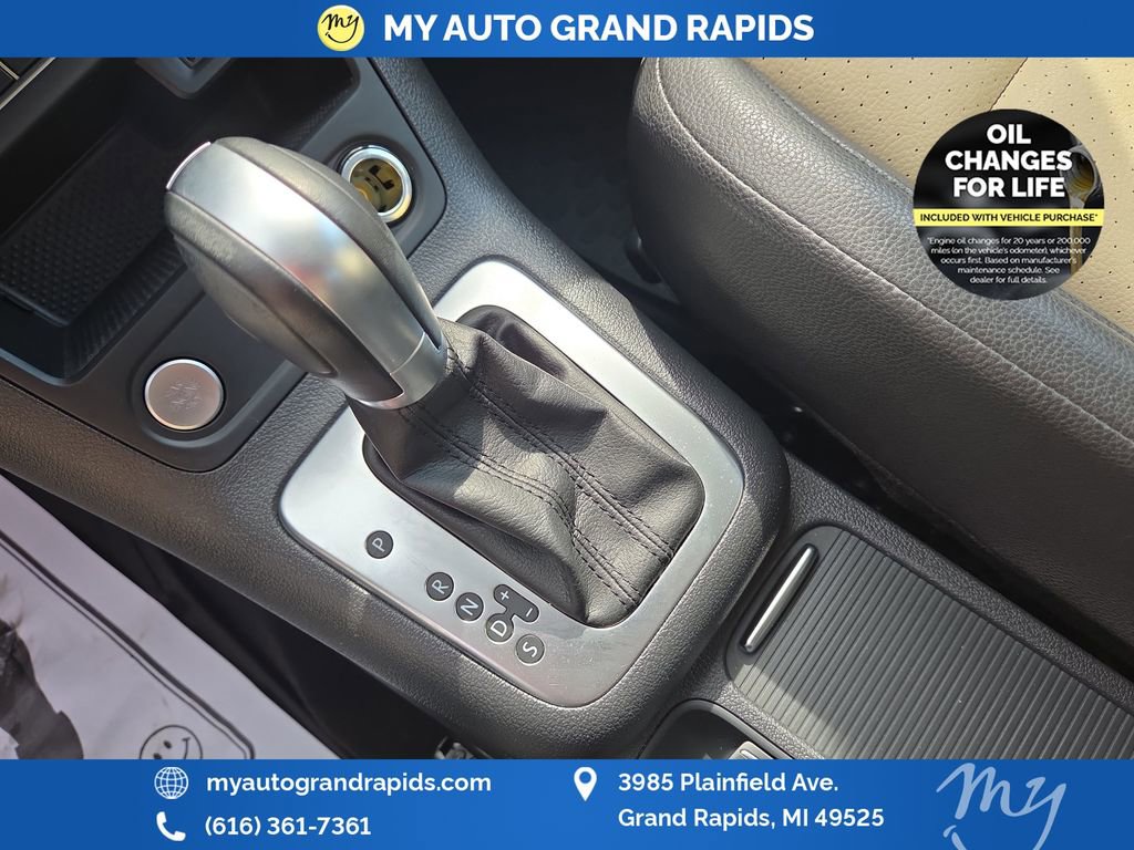 Used 2017 Volkswagen Tiguan S image 26