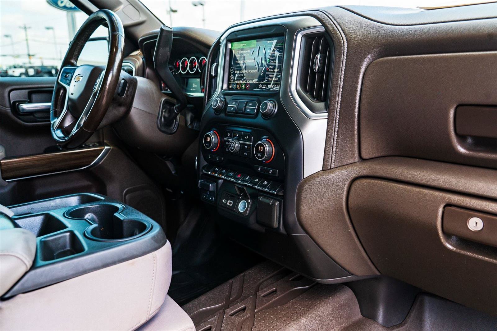 Used 2020 Chevrolet Silverado 1500 LT w/ Texas Edition AWD/4WD image 26