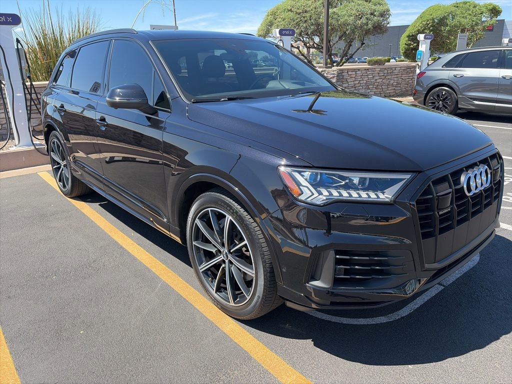 Used 2020 Audi Q7 3.0T Prestige w/ Prestige Package image 3