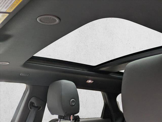 New 2026 Land Rover Range Rover Evoque Dynamic SE image 14