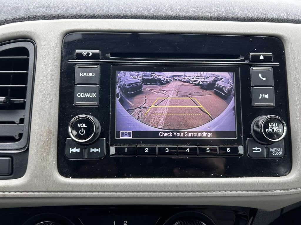 Used 2018 Honda HR-V LX image 24