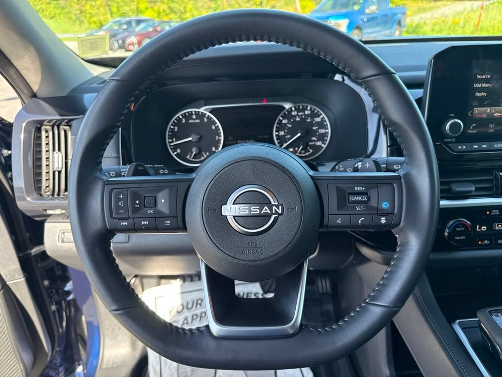 Certified 2025 Nissan Pathfinder SV AWD/4WD image 31
