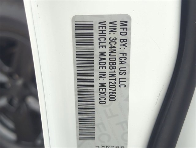 Certified 2022 Jeep Compass Latitude image 28