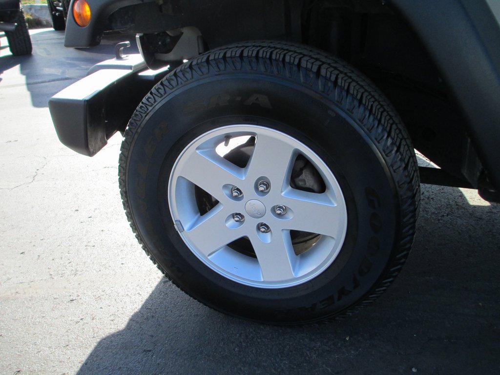 Used 2017 Jeep Wrangler Unlimited Sport w/ Quick Order Package 24S image 11