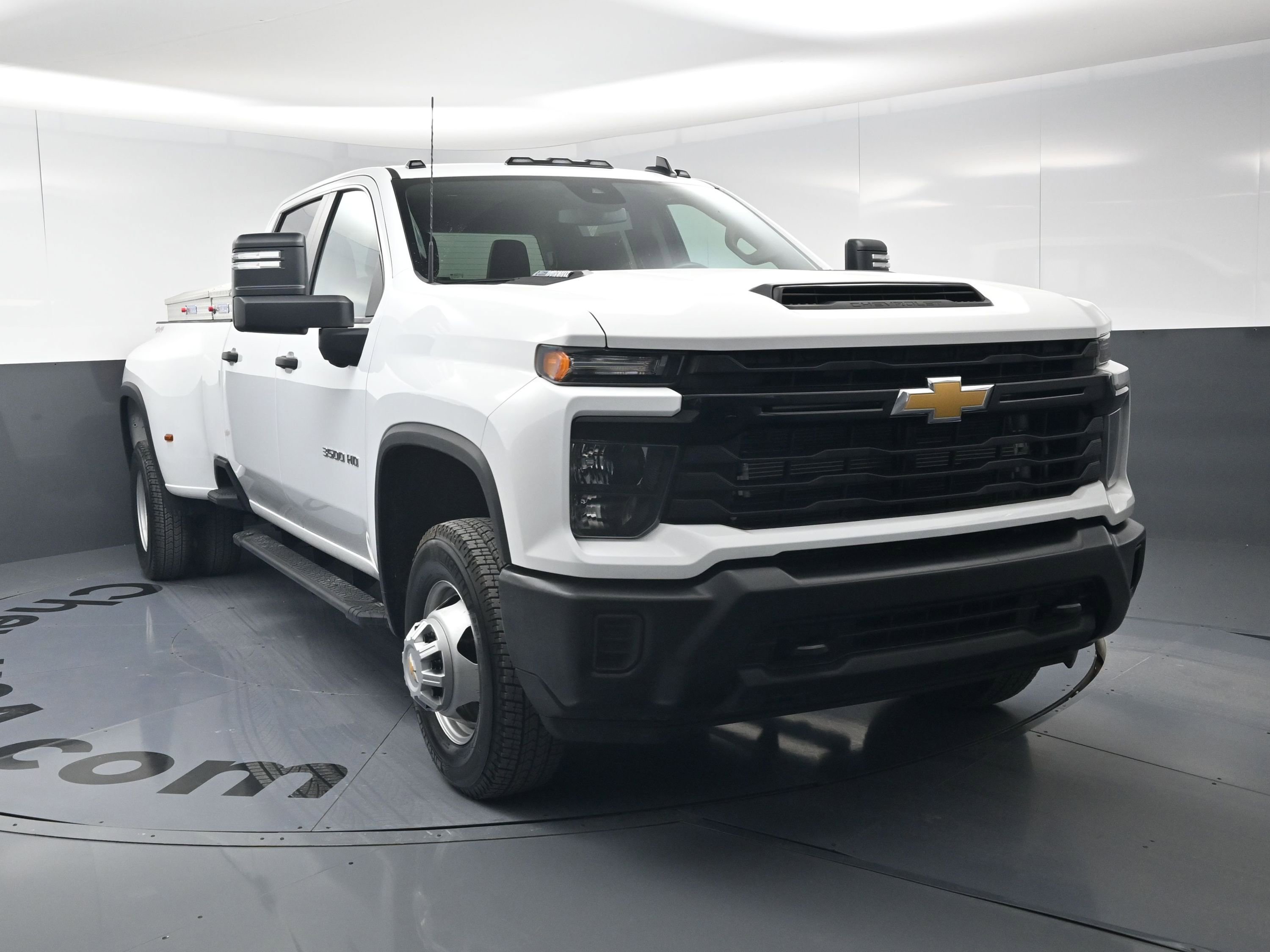Certified 2024 Chevrolet Silverado 3500 W/T w/ WT Convenience Package image 3