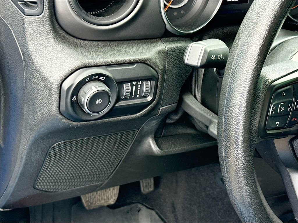 Used 2021 Jeep Wrangler Unlimited Sport image 11