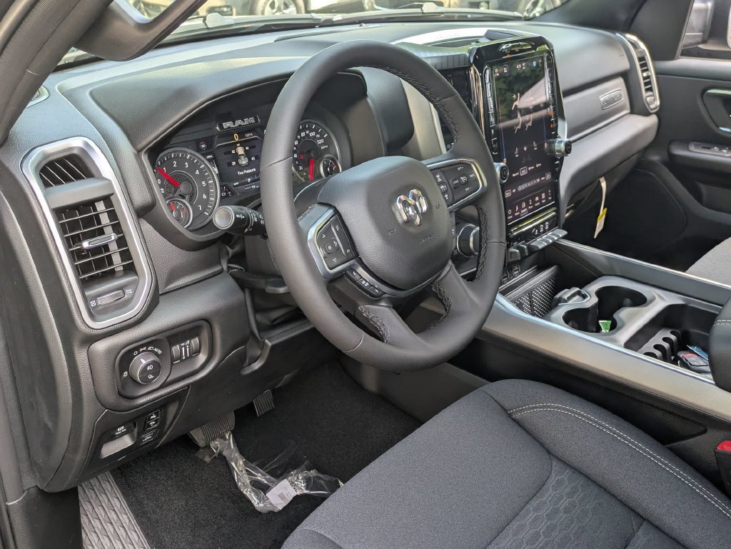 New 2026 RAM 1500 Big Horn AWD/4WD image 13