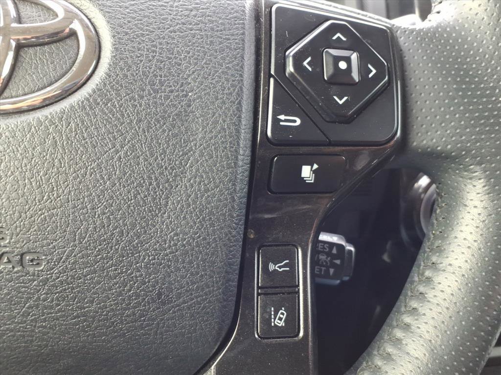 Used 2022 Toyota 4Runner TRD Off-Road Premium image 24