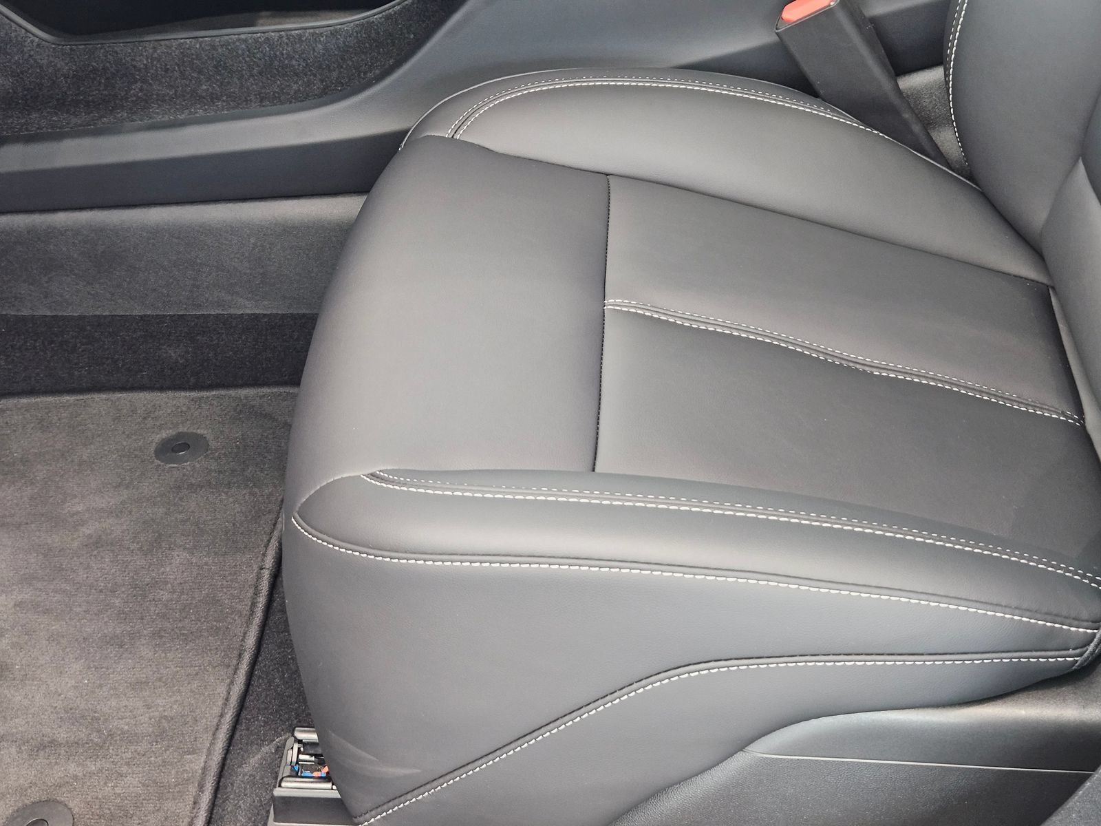New 2026 Cadillac Optiq Luxury 1 AWD/4WD image 25