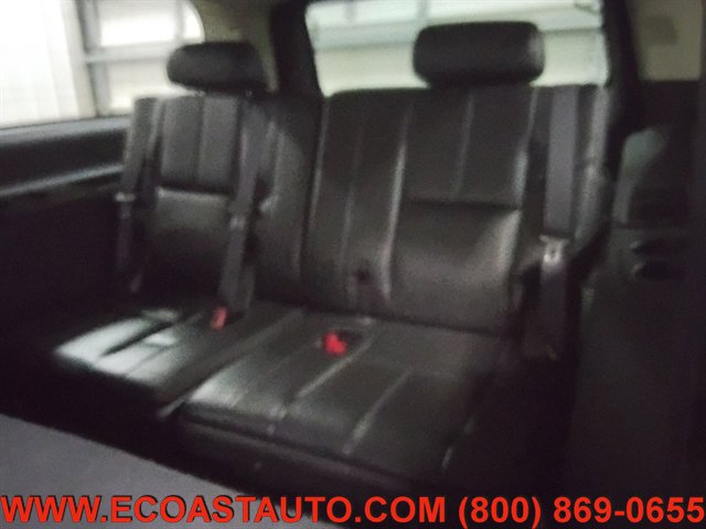 Used 2008 Chevrolet Suburban LT image 14