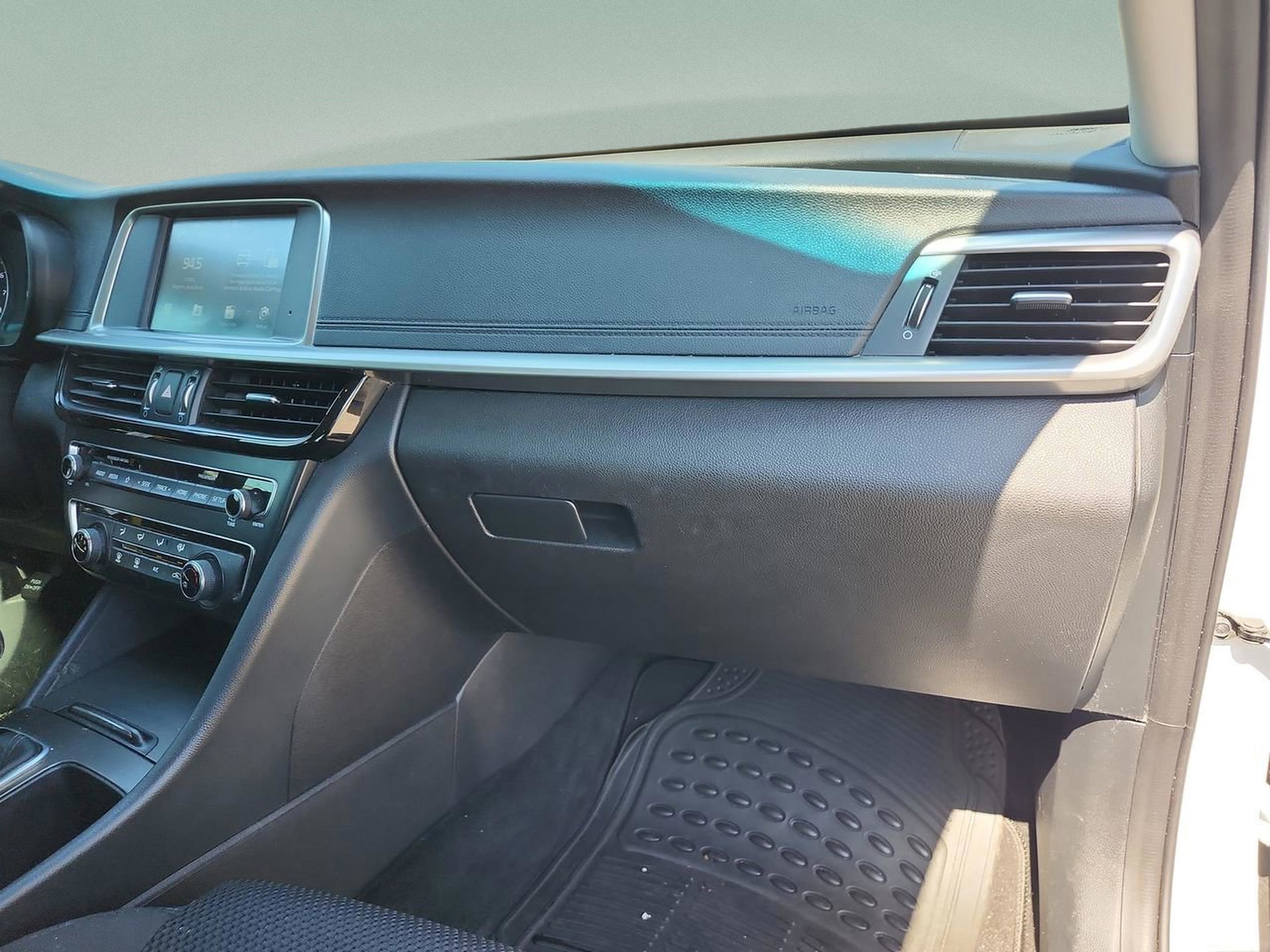 Used 2019 Kia Optima LX image 19