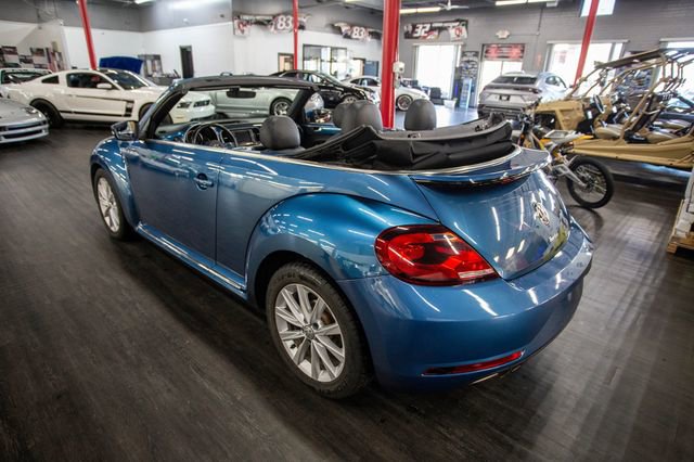Used 2019 Volkswagen Beetle 2.0T SE image 3