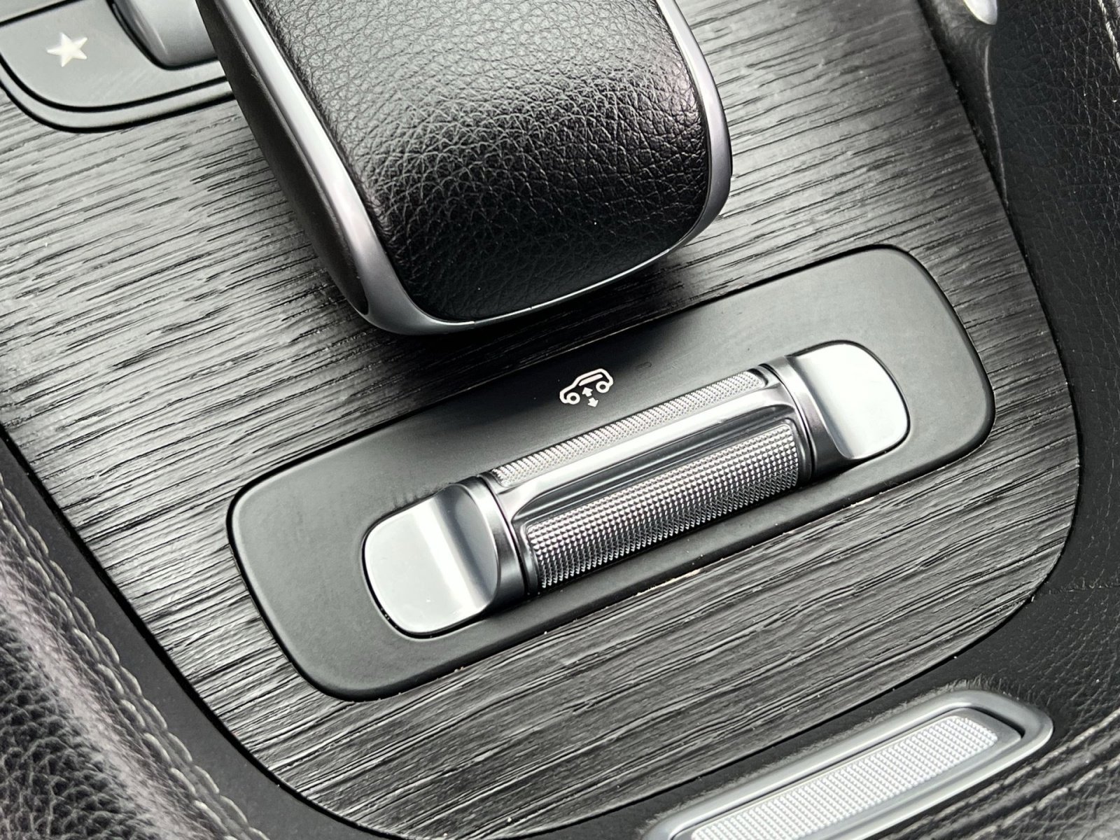 Certified 2022 Mercedes-Benz GLS 450 4MATIC image 35